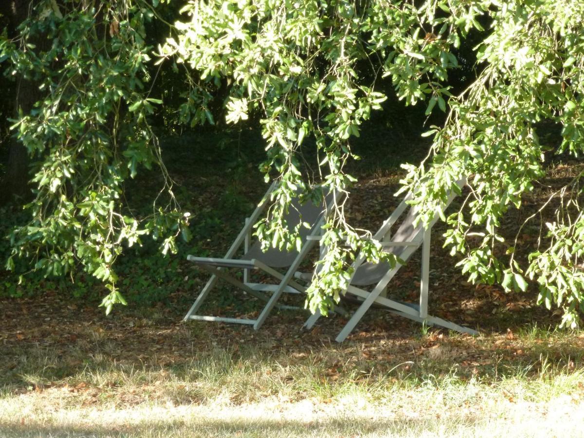 לינה וארוחת בוקר Lussan  Domaine D'Entudelle מראה חיצוני תמונה